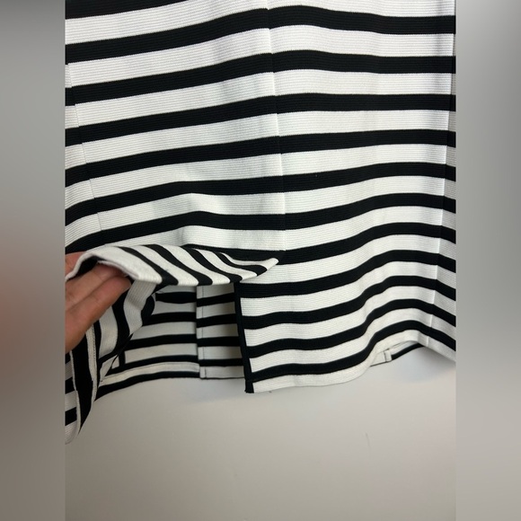 Chico’s Mini Dress Women 1/M  Striped Sleeveless High Quality Black-White luxe - Picture 6 of 13